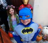 Batman Deluxe Muscle Chest Batman Child’s Costume, Small